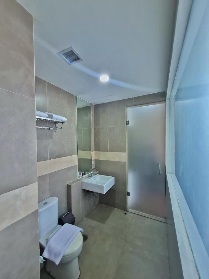 Terraz Tree Hotel Jakarta Exterior foto
